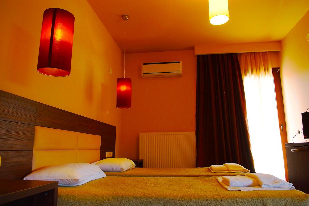 Plotini Hotel Dhidhimotikhon Værelse billede