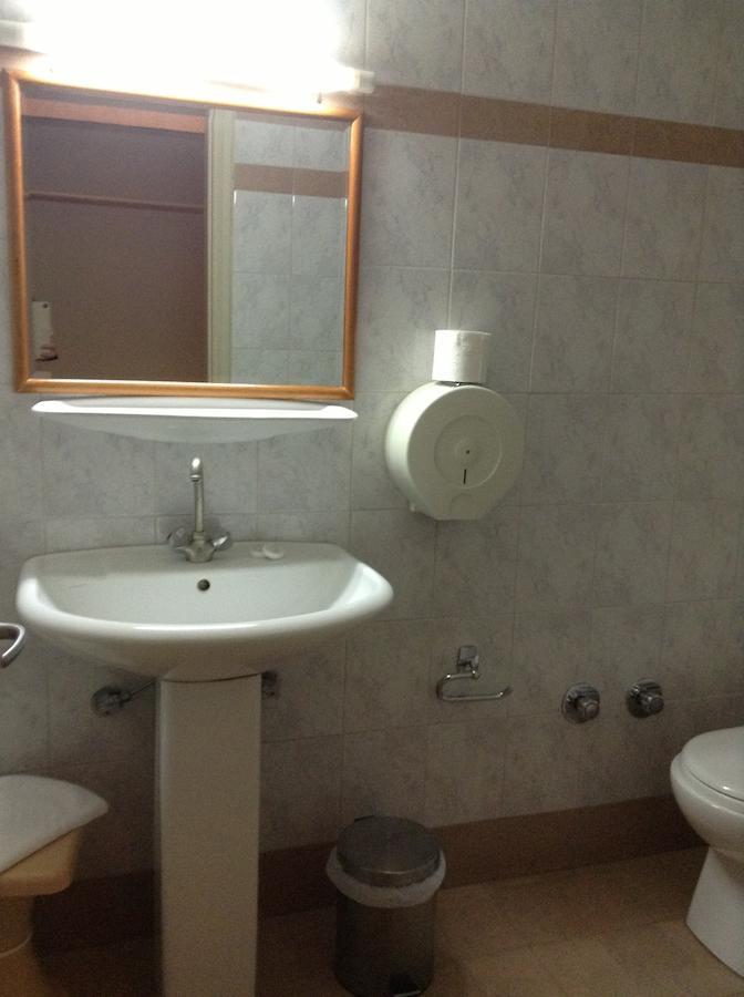 Plotini Hotel Dhidhimotikhon Værelse billede